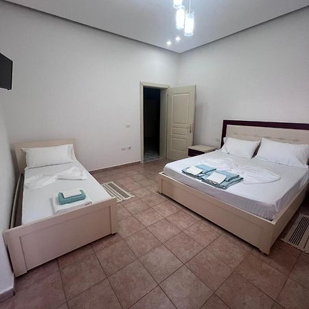 Hostel Internacional Grilë Zewnętrze zdjęcie