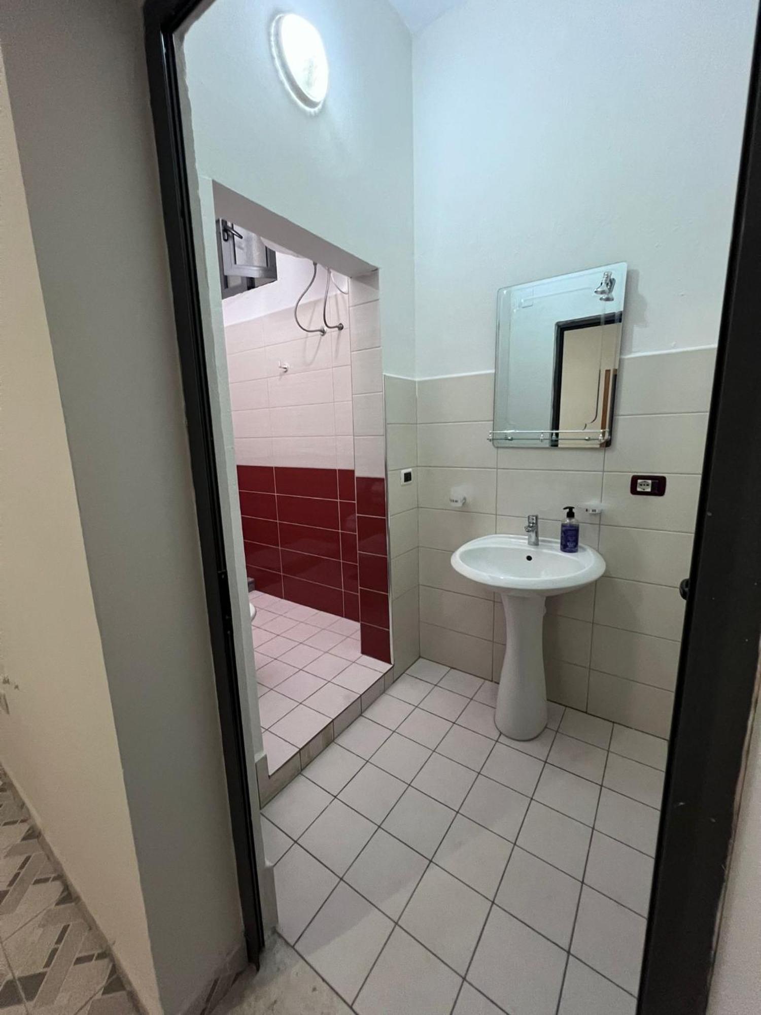 Hostel Internacional Grilë Zewnętrze zdjęcie